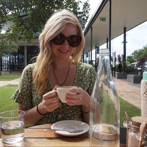 Meet your Posher, Amy